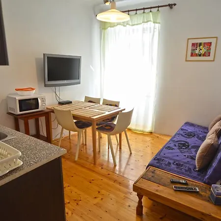 Carera Central Apartmán *